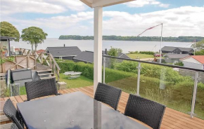 Awesome Home In Hejls With Kitchen